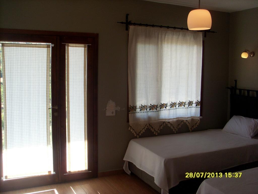 Nemrut Kervansaray Hotel Karadut  Kamer foto